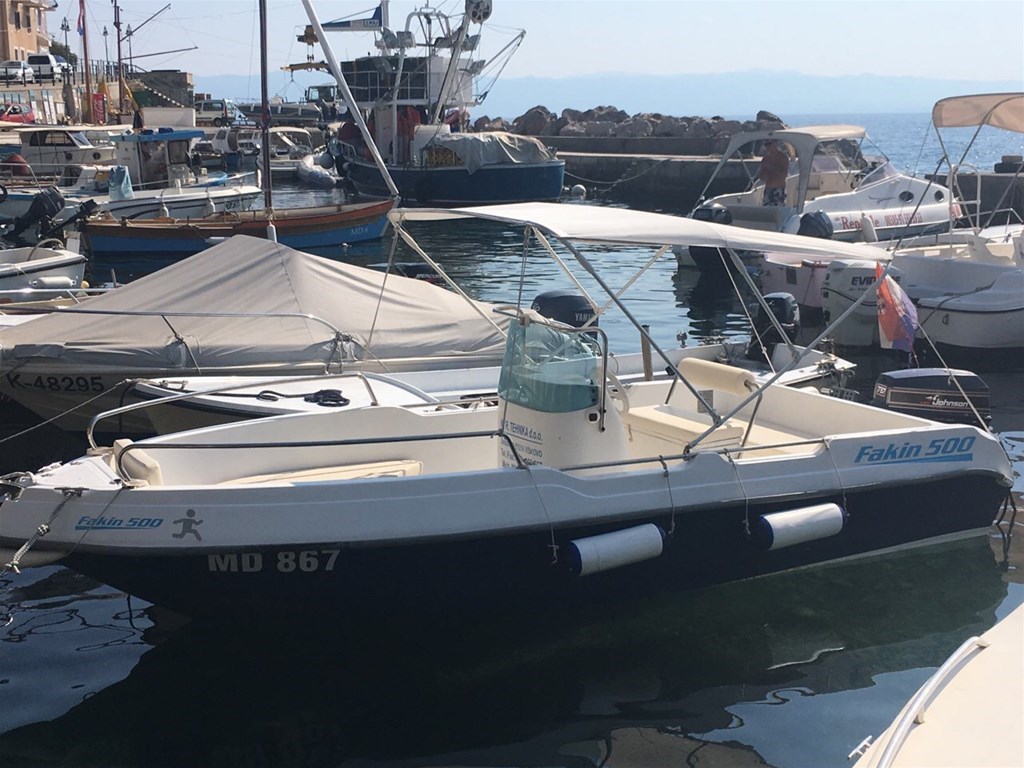 slika broda fakin 500 2